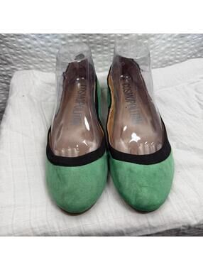 Cosmopolitian Kelly Green Ballet Flats  8.5 M Black Ribbon Trim